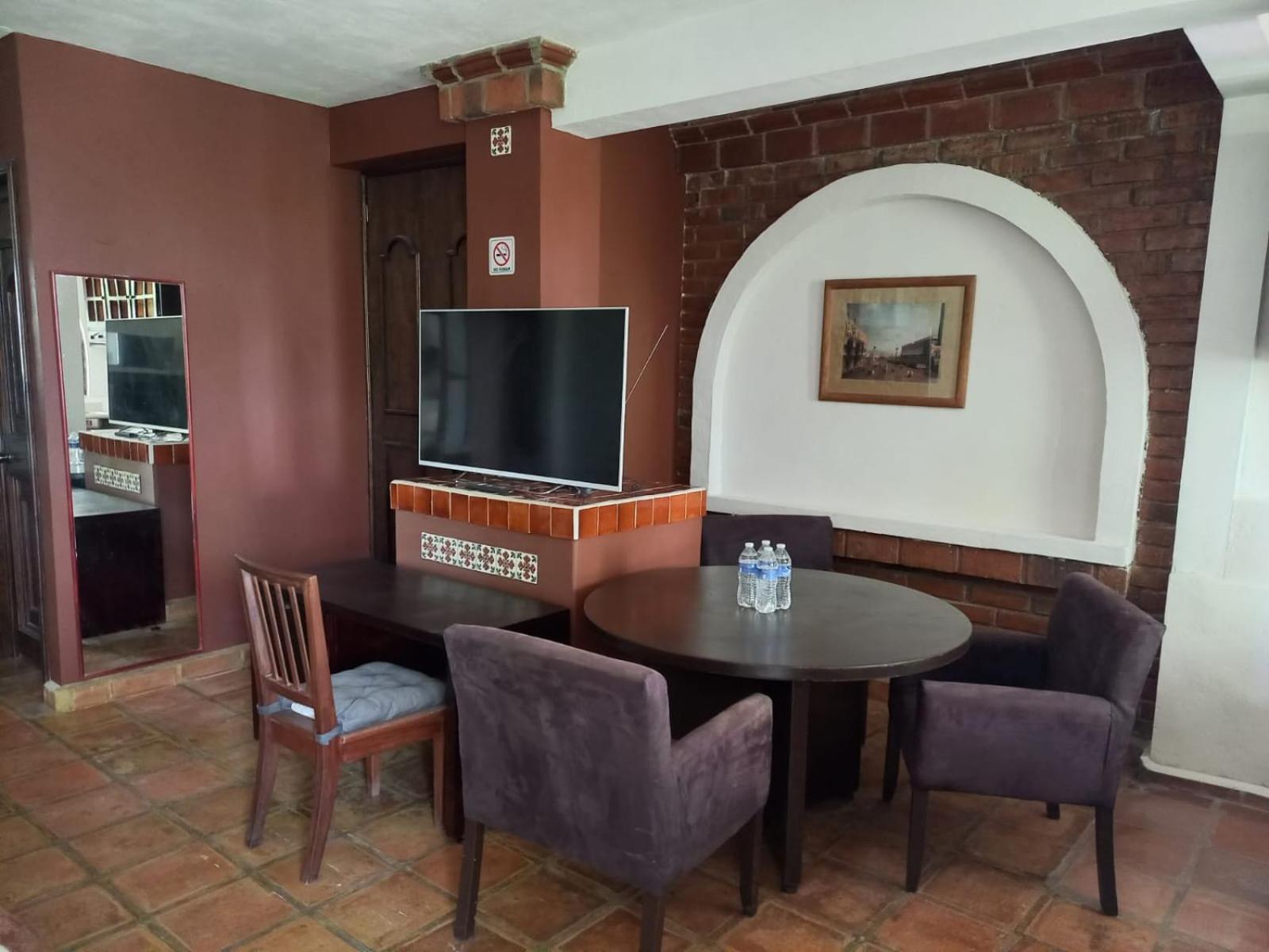 Solache Inn Zitácuaro Szoba fotó